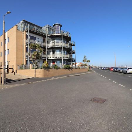 Flat 19 By The Beach Harwich Kültér fotó